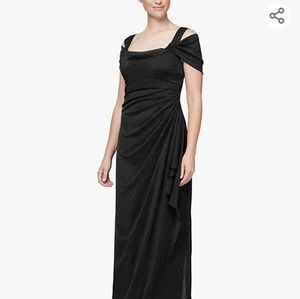 Women's Cold Shoulder Black Glitter Evening Gown Size 6Petite